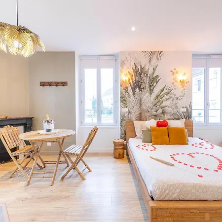 Le Nid D'Eliyah, Suites Avec Jacuzzi 15Min Disneyland Paris Nanteuil-les-Meaux Exterior photo
